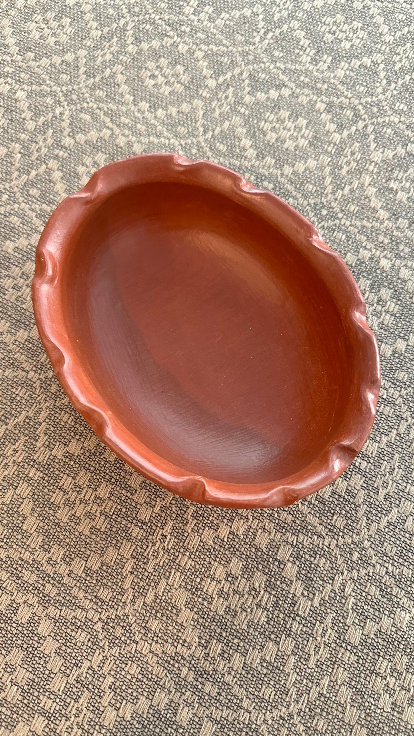 Camila Ruffled Oval Clay Dish