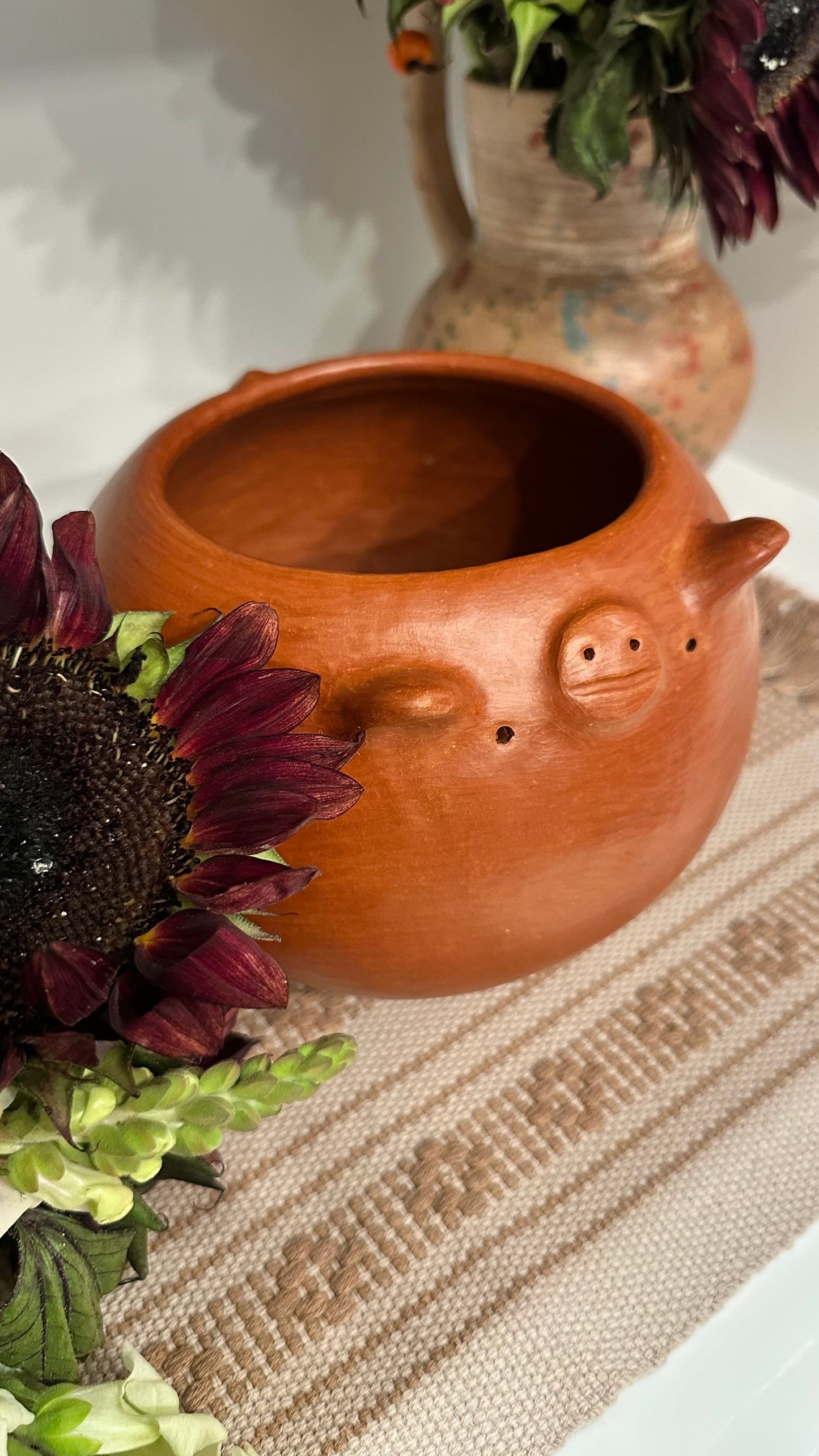 Petunia Piggy Bowl