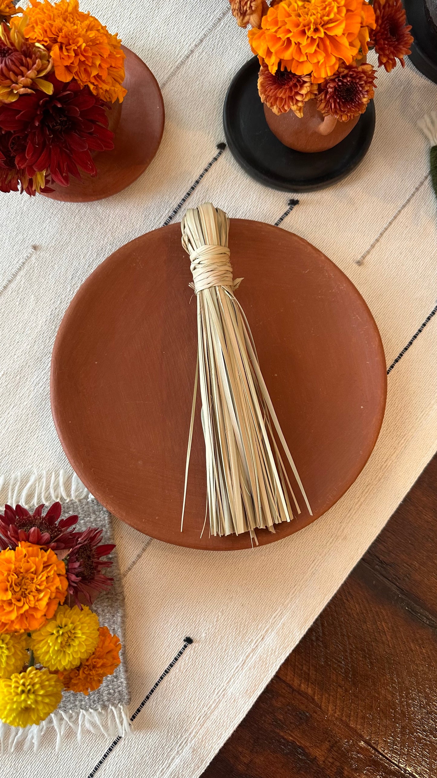 Lupita Clay Small Comal & Palm Brush
