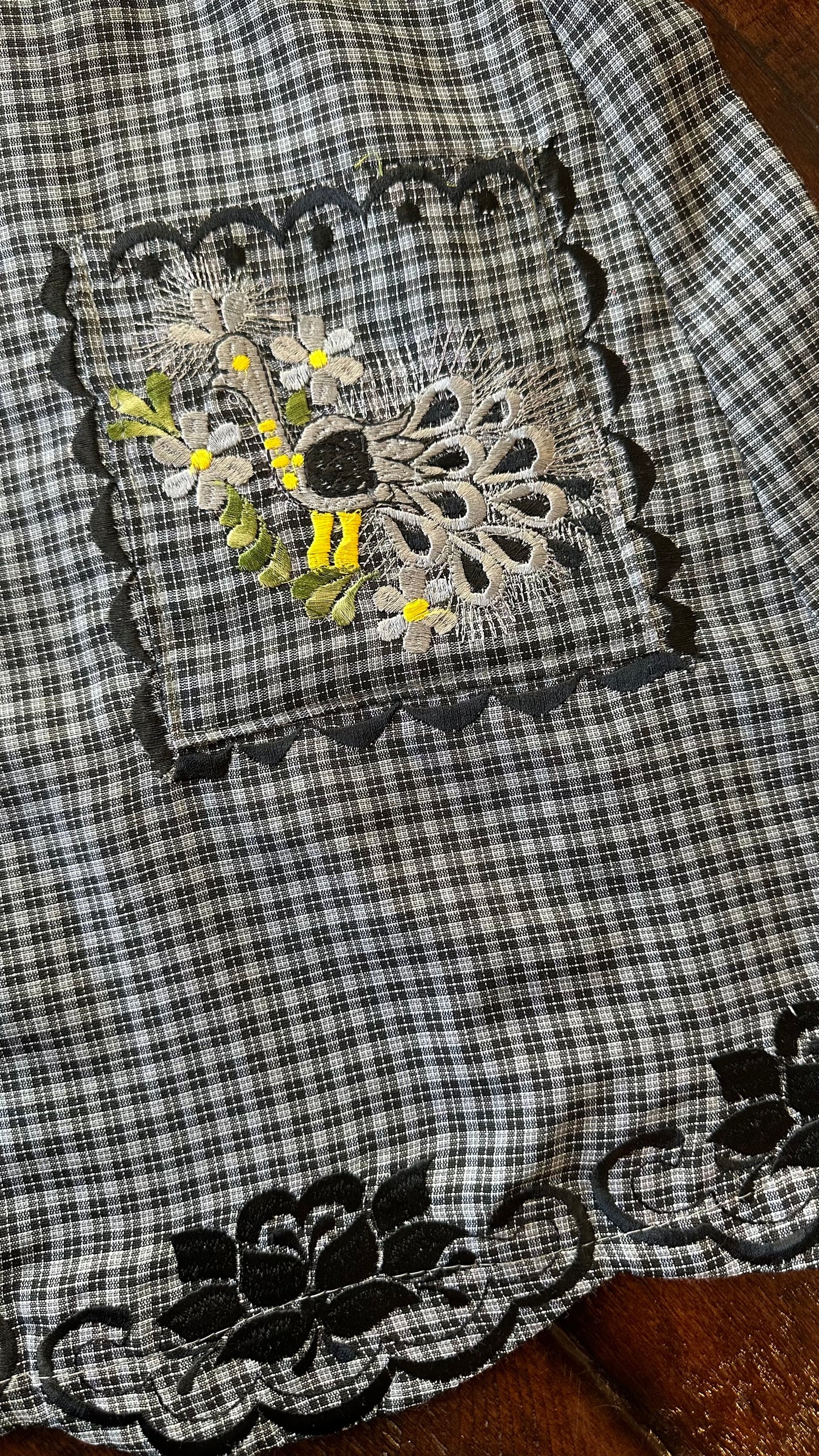Rosalia Embroidered Apron