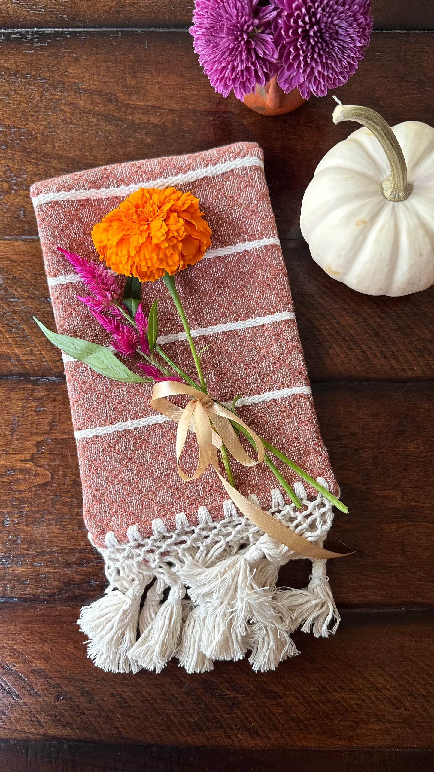 Camelia Woven Napkin