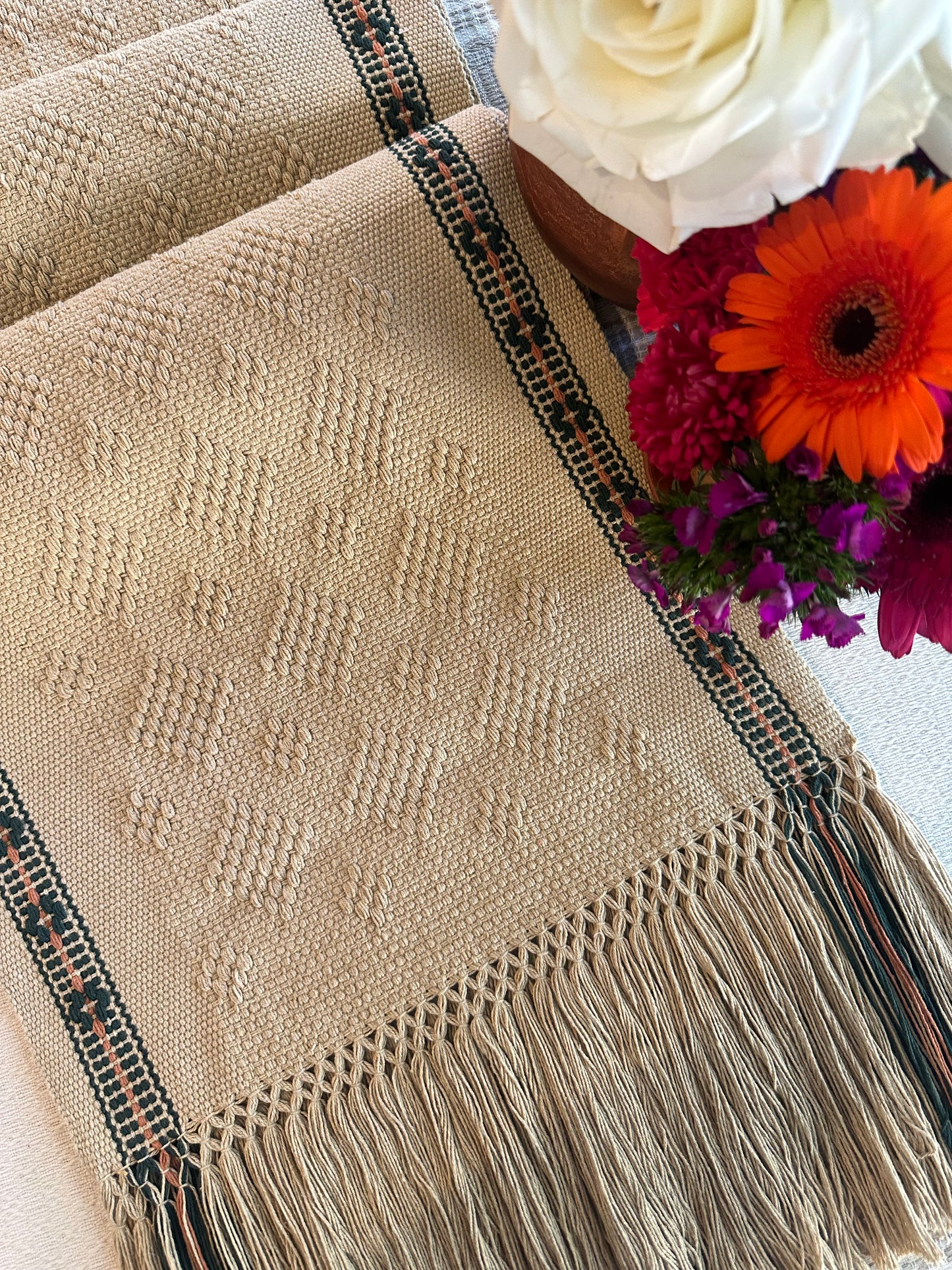 Ofelia Woven Table Runner