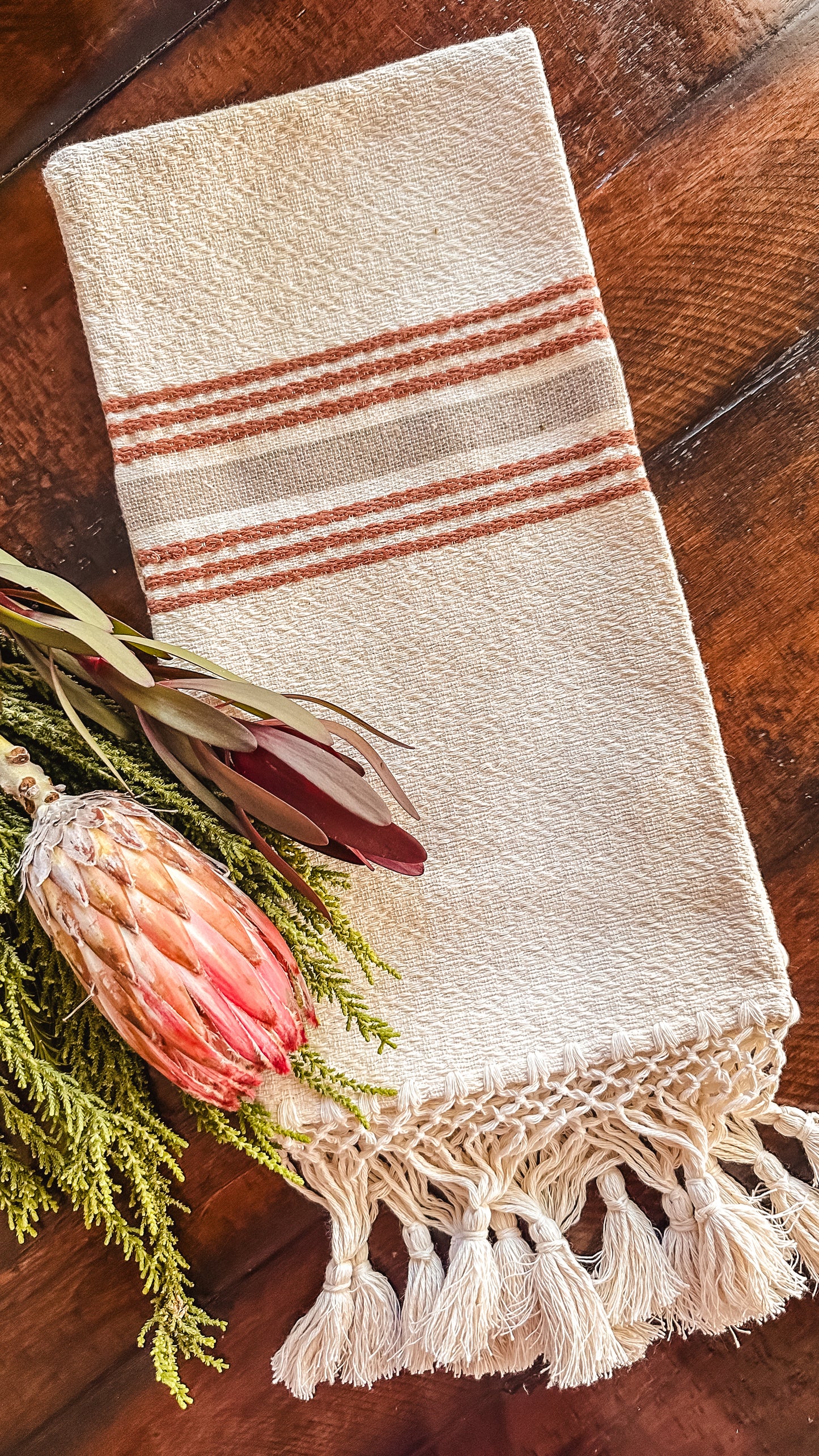 Antonia Woven Hand Towel