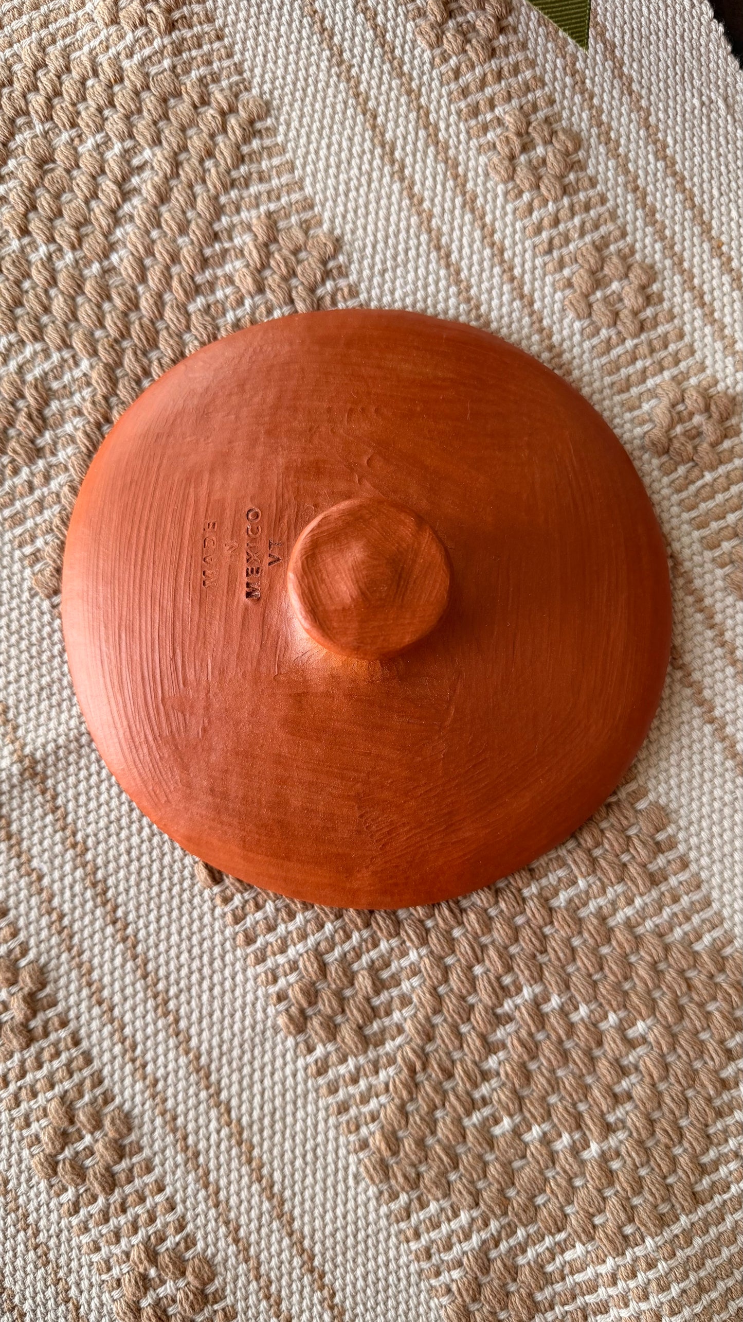 Amelia red clay lid 6”