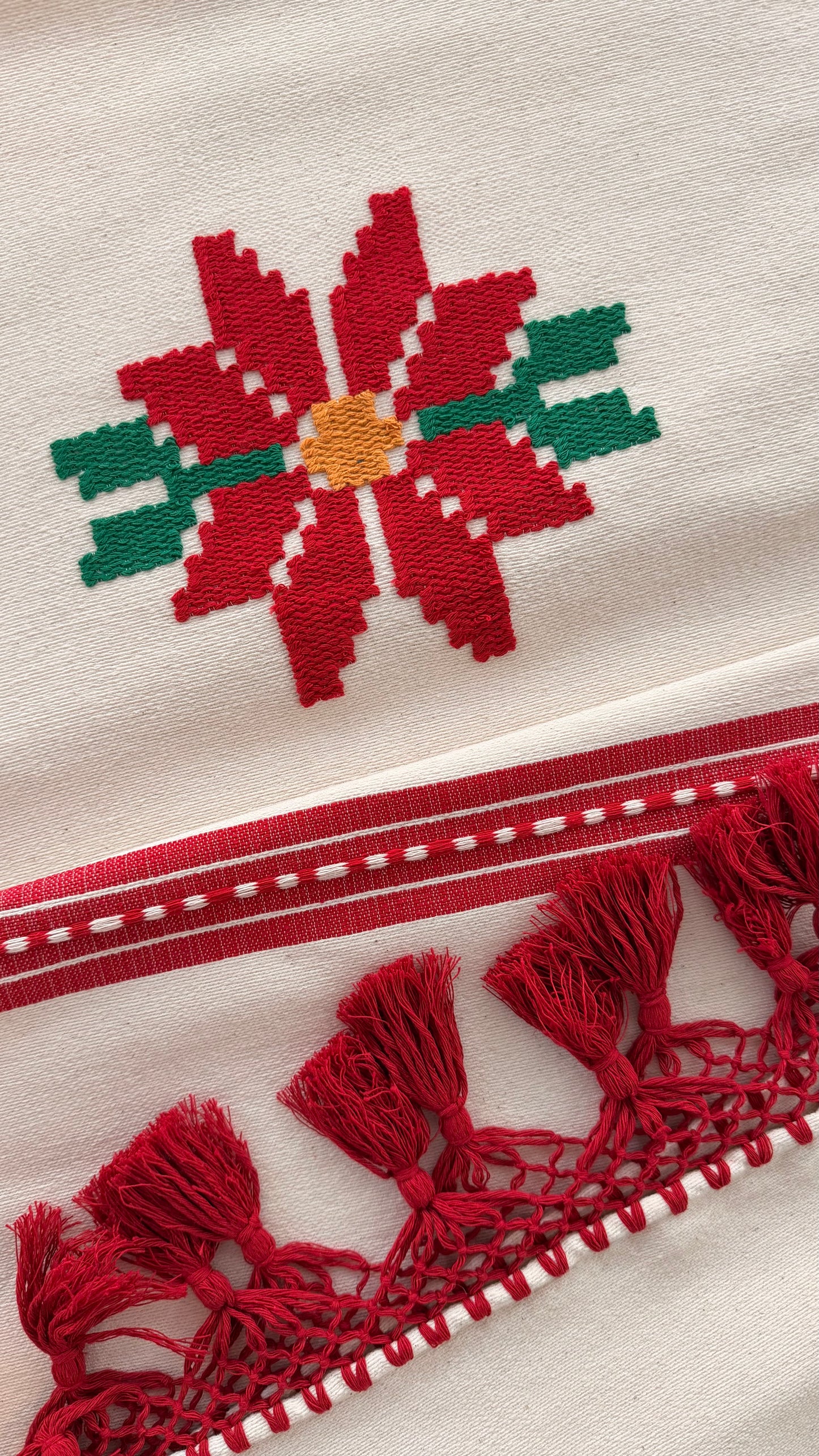 Nochebuena Woven Tablecloth