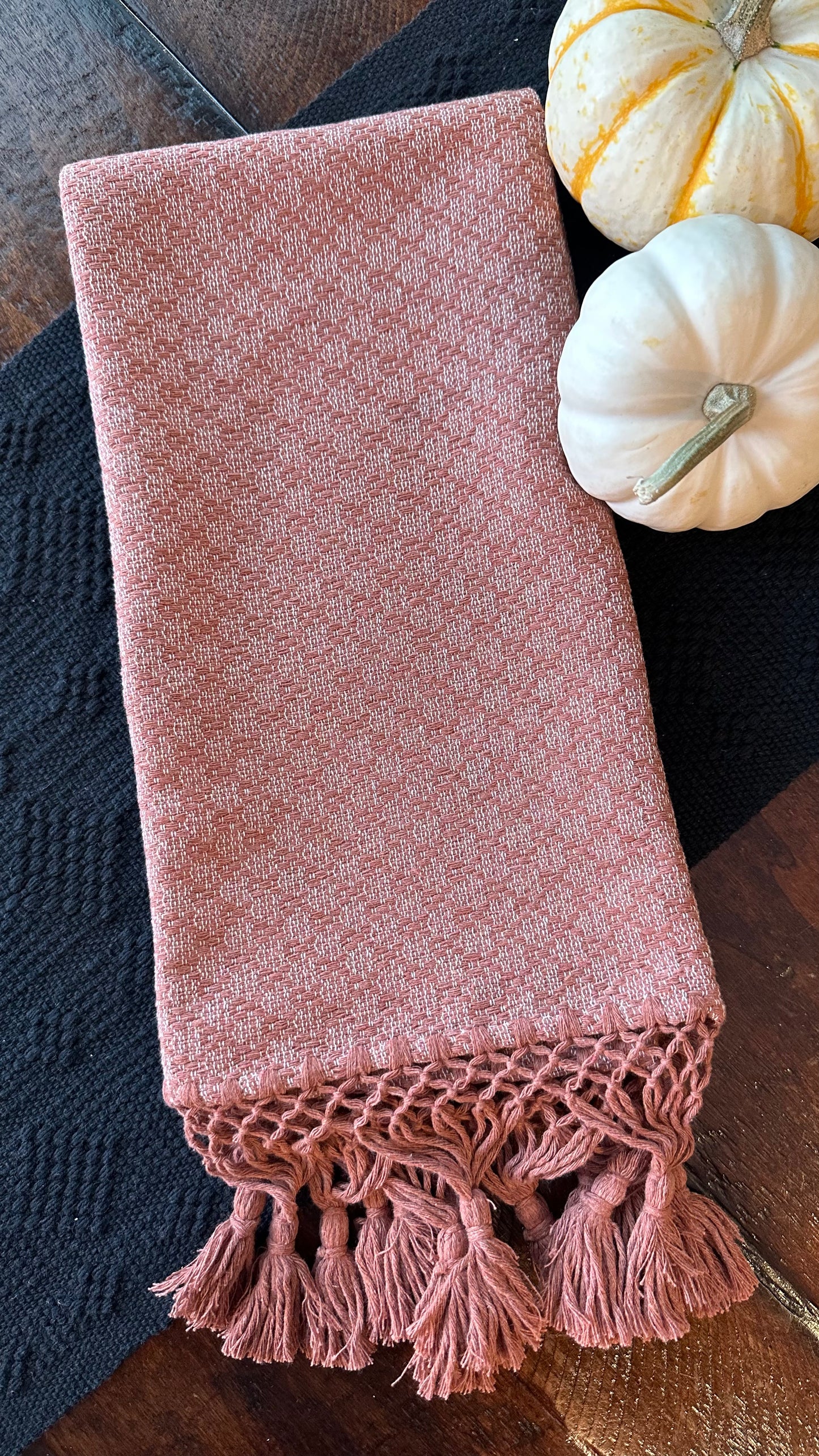 Carmen Woven Hand Towel