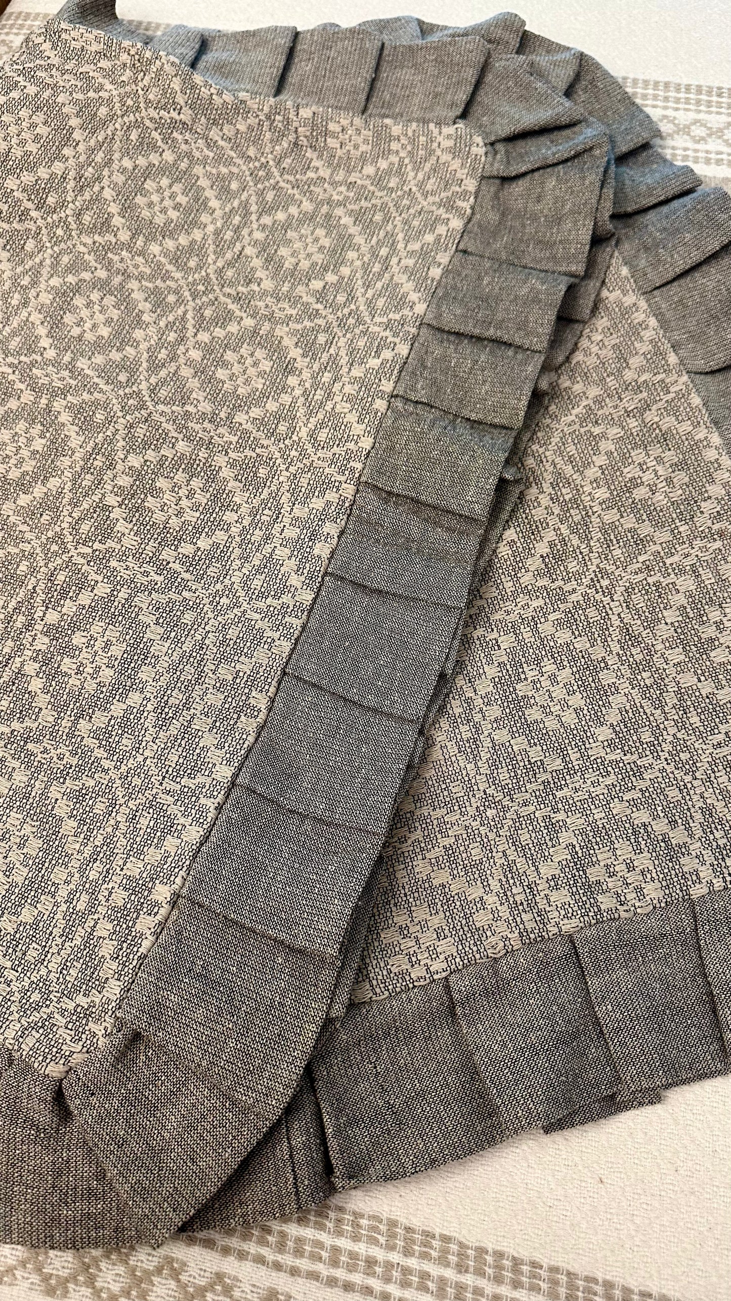 Maria Bonita Beige Standard Woven Pillow Shams (set of 2)