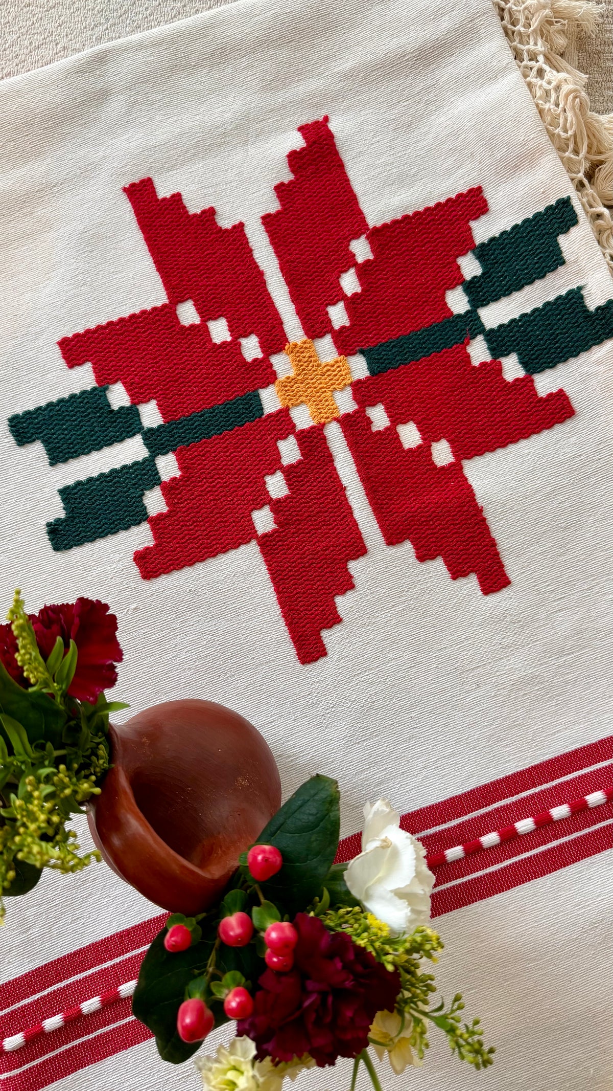 Nochebuena Woven Tablecloth