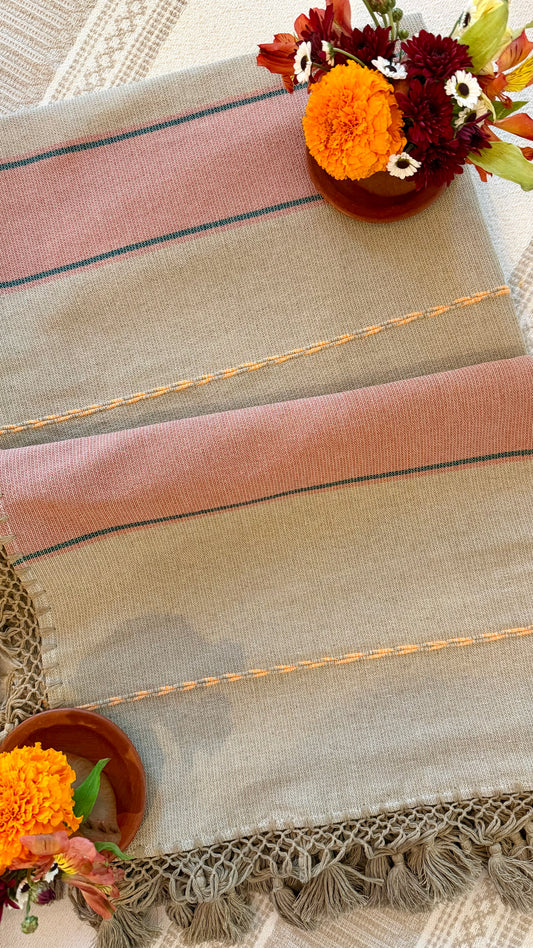 Grecia Woven Tablecloth