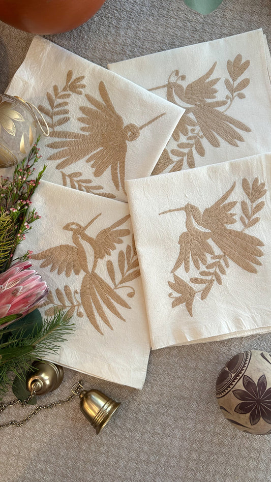 Lucia Otomi Embroidered Napkins (set of 4)