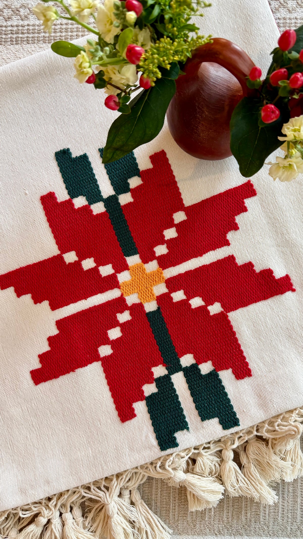 Nochebuena Woven Tablecloth