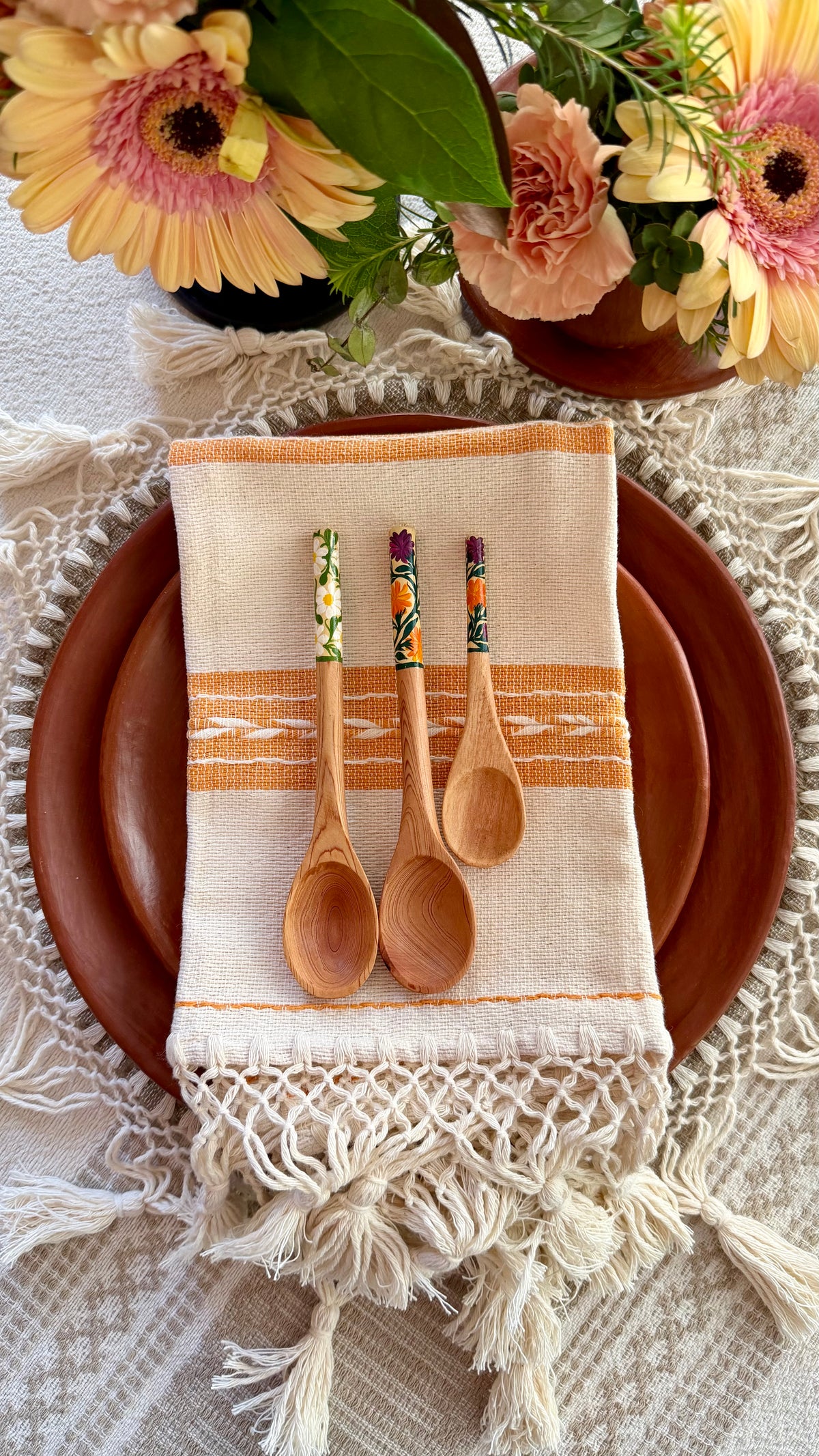 Maria Bonita Round Woven Placemat