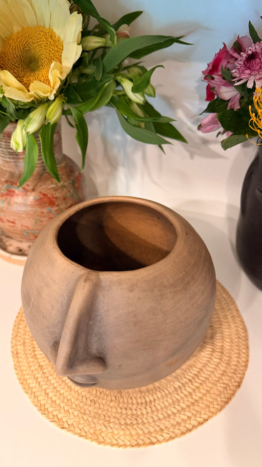 Delfina Clay Vase Olla