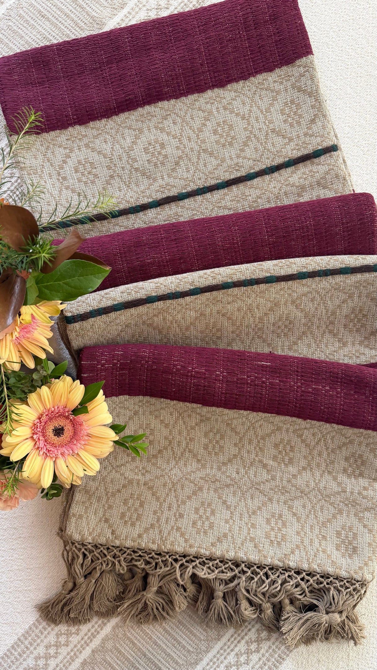 Valentín Woven Throw Blanket