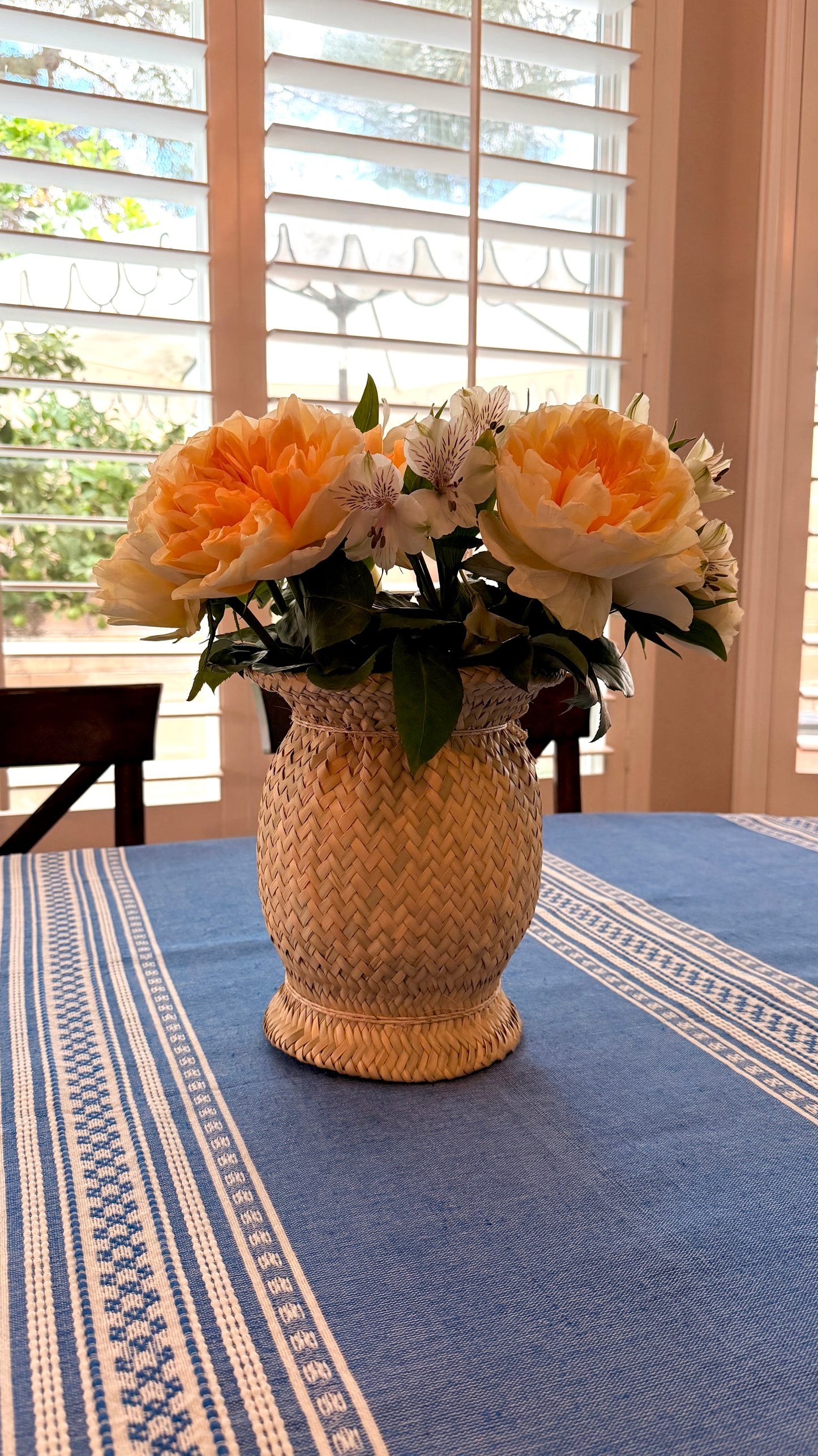 Gardenia Woven Palm Vase