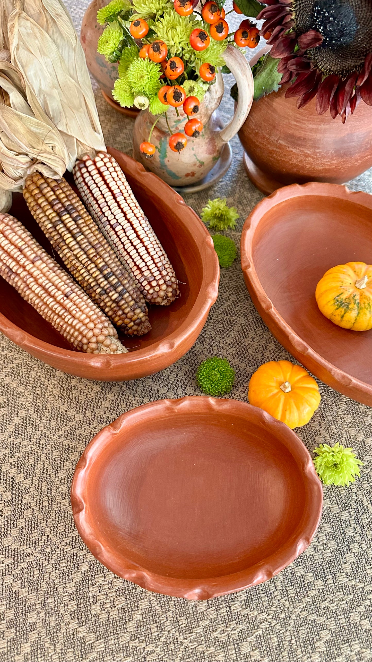 Camila Ruffled Oval Clay Dish