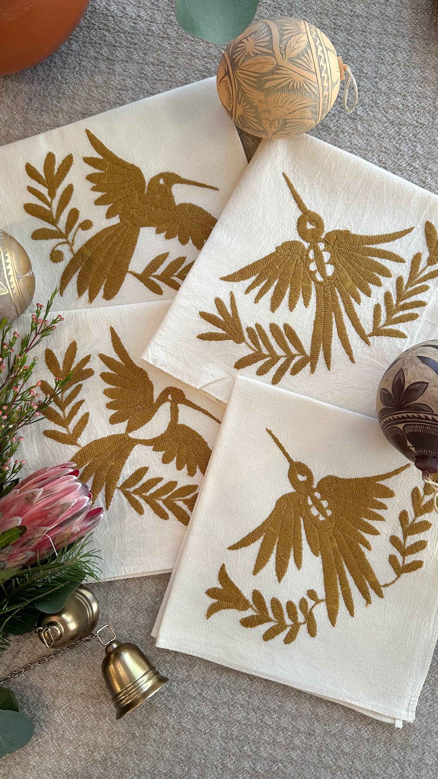 Isabella Otomi Embroidered Napkins (set of 4)