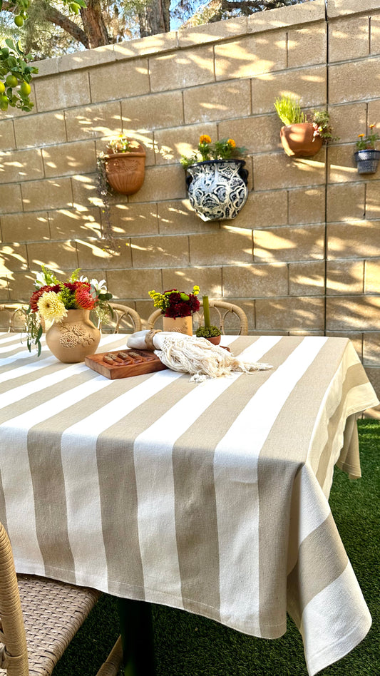 Maria del Carmen Woven Tablecloth