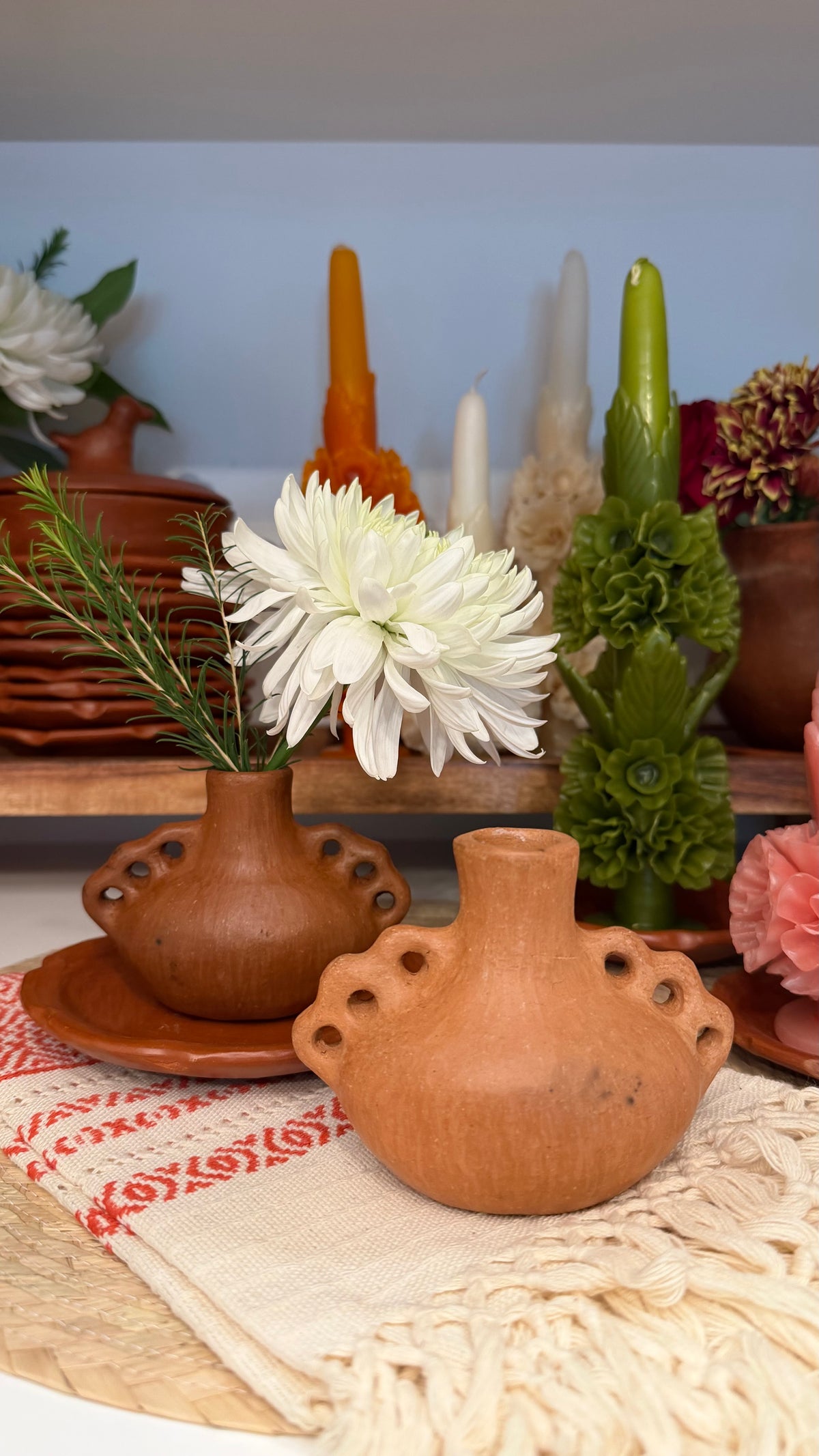 Luz Small Clay Vase