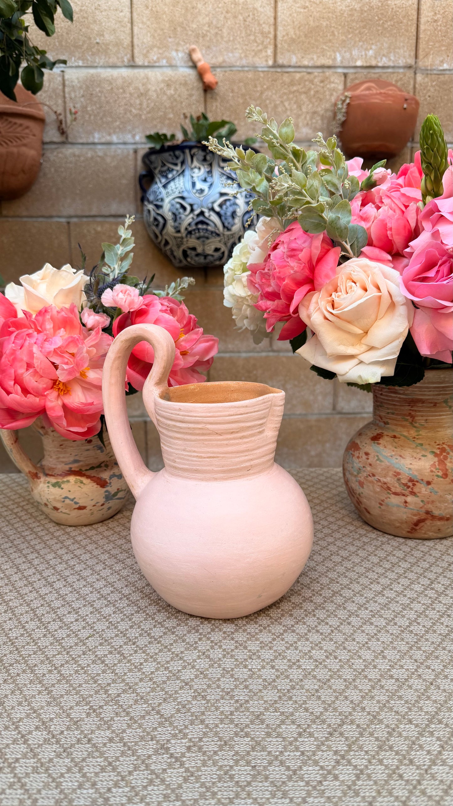 Blanca Estela Md. Clay Pitcher