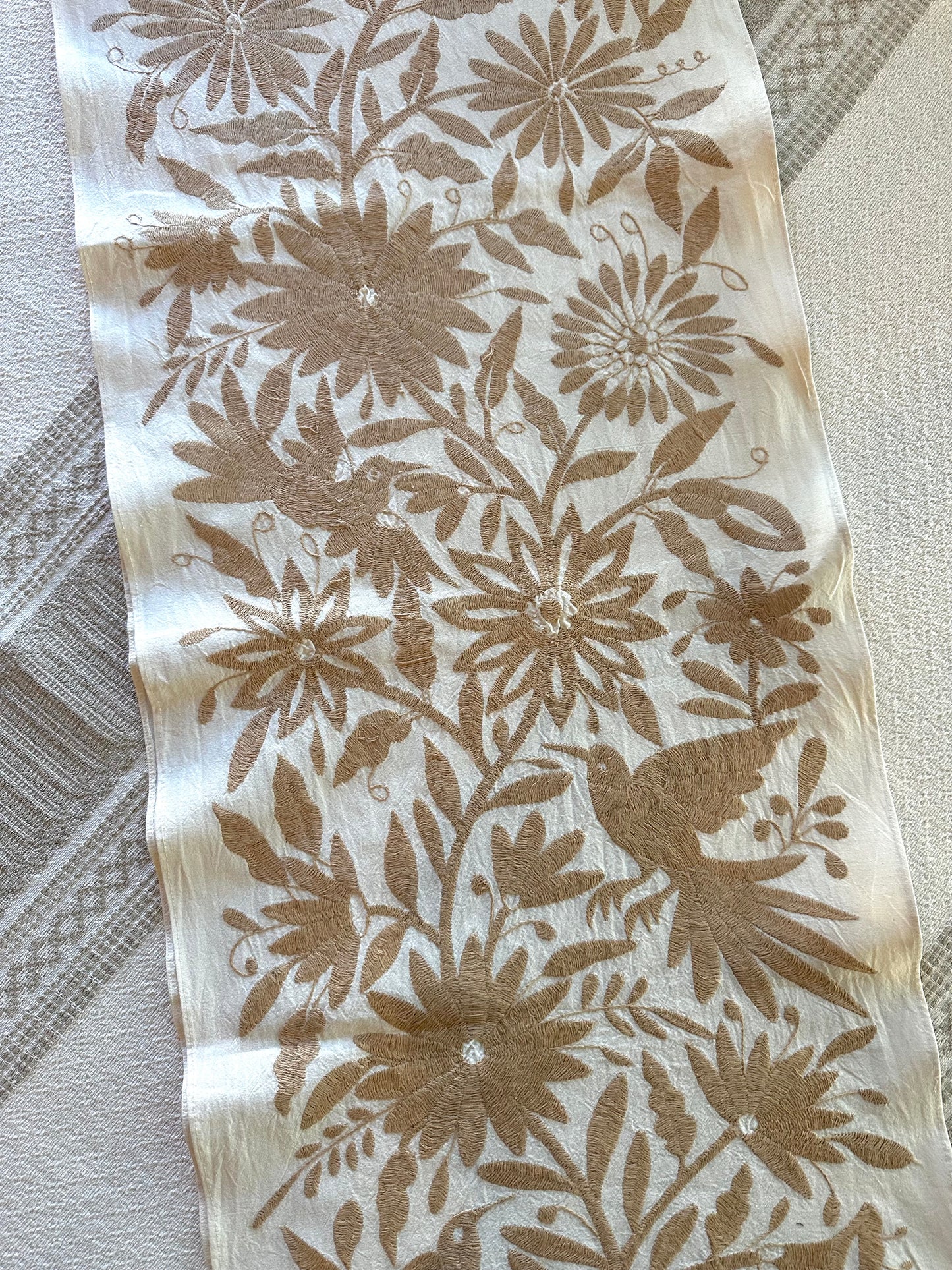 Victoria Otomi Table Runner