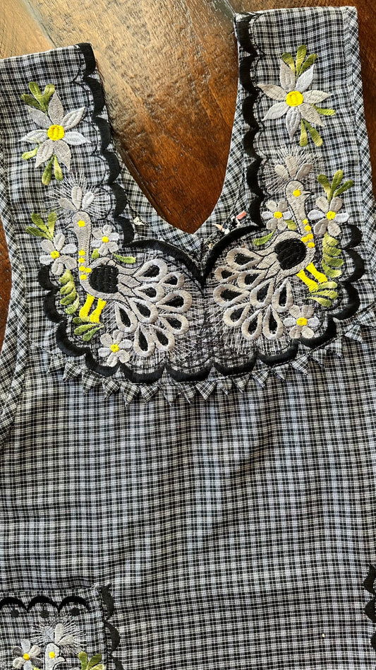 Rosalia Embroidered Apron