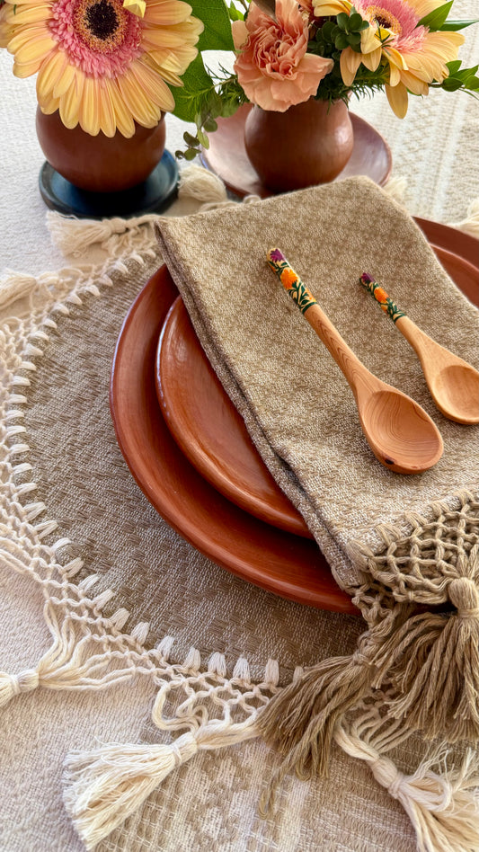 Maria Bonita Round Woven Placemat