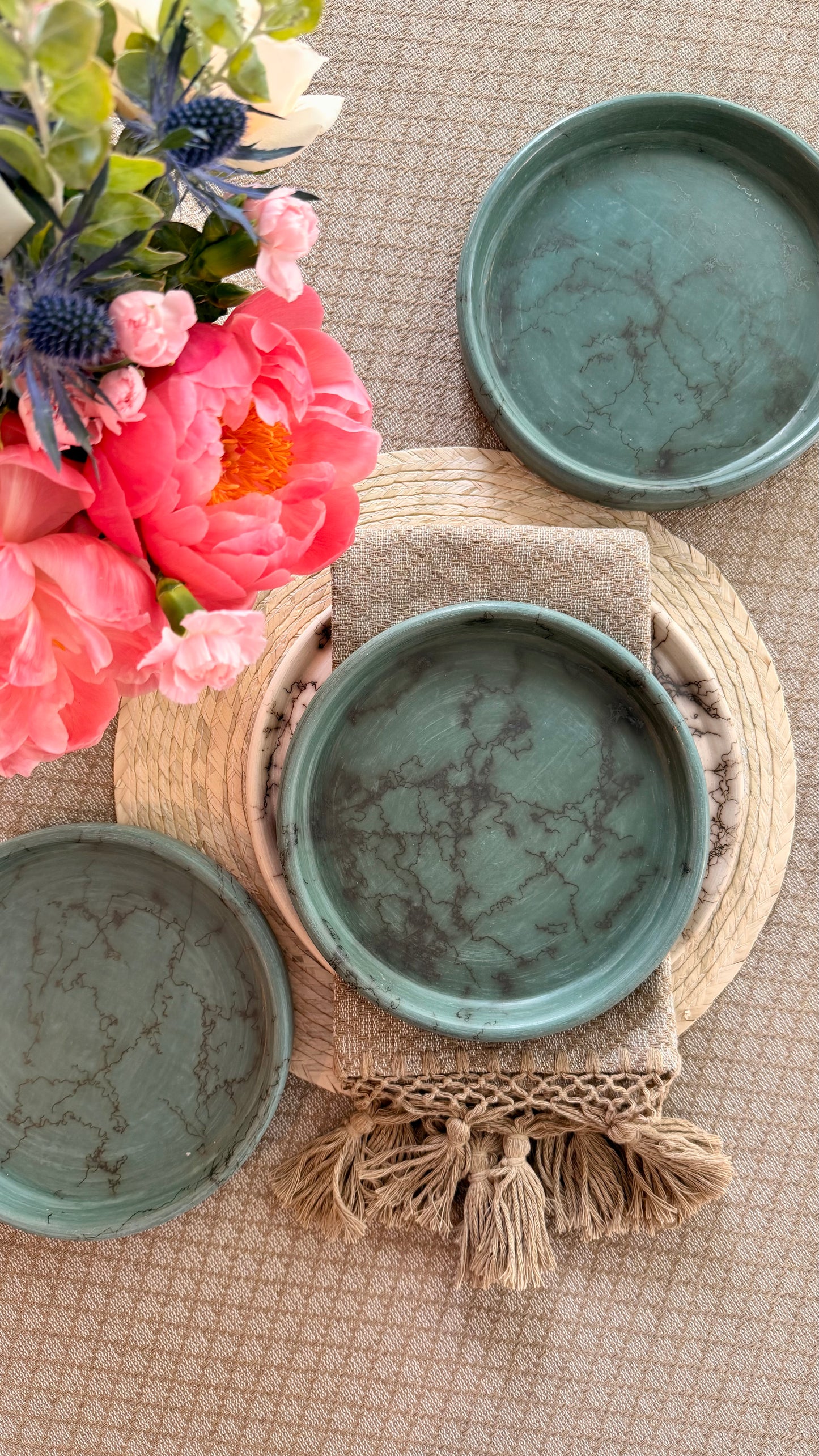 Camila Tall Rim Salad Clay Plate