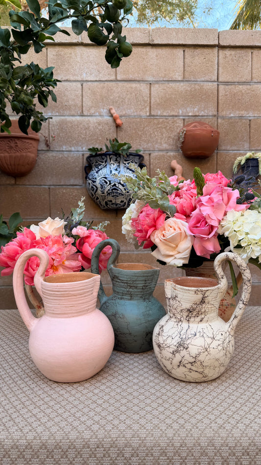 Blanca Estela Md. Clay Pitcher