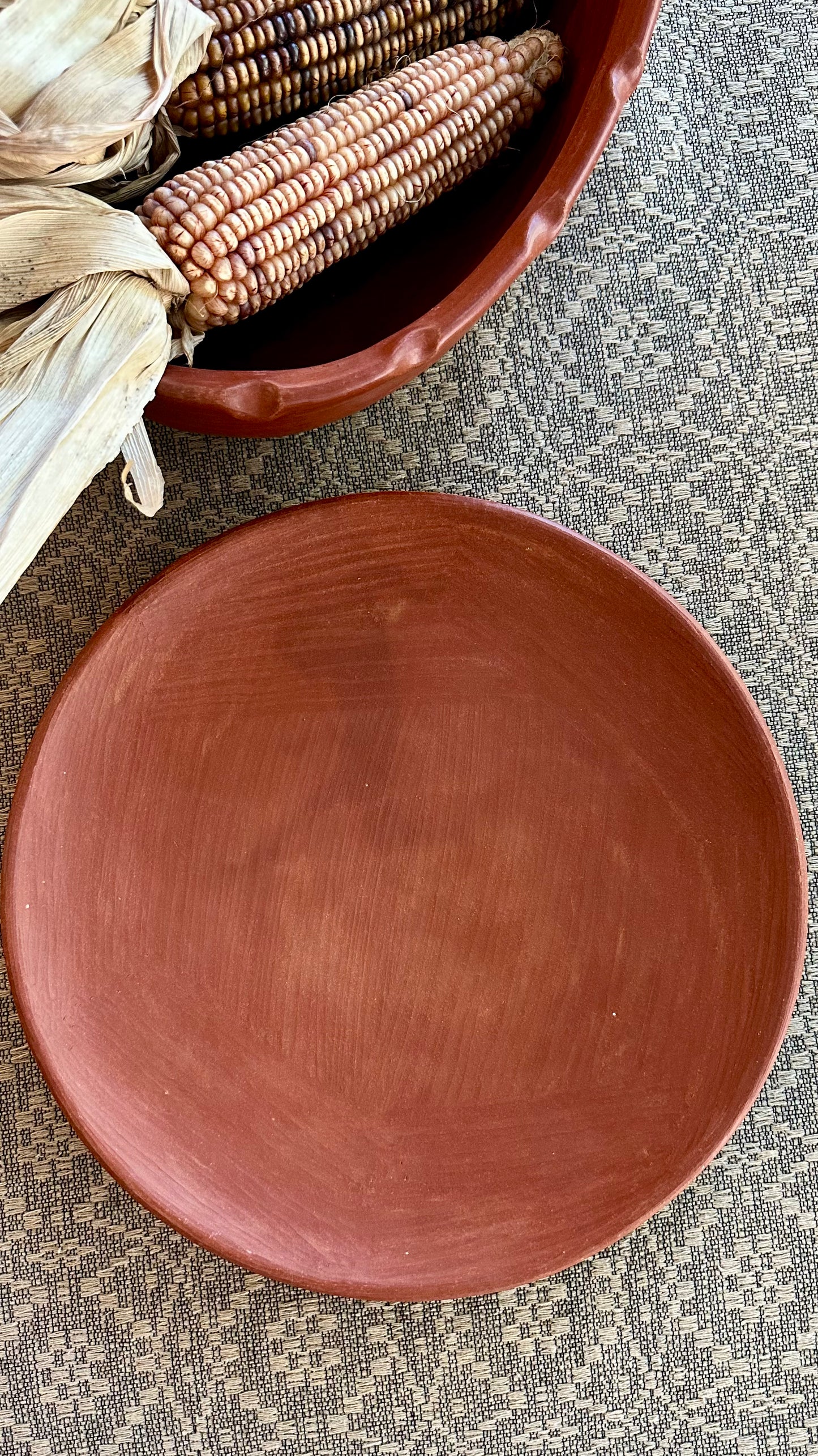 Doña Estela Clay Comal