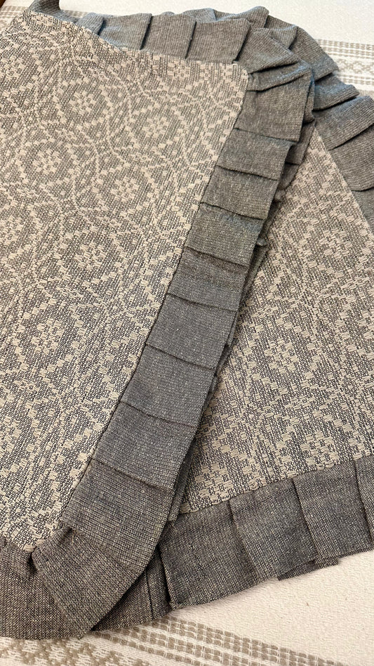 Maria Bonita Beige Standard Woven Pillow Shams (set of 2)